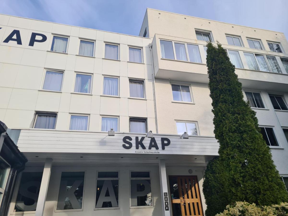 Skap Hostel Mandal Exterior foto